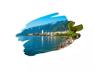 Équipe réalisant un escape game urbain dans la Vieille Ville de Genève